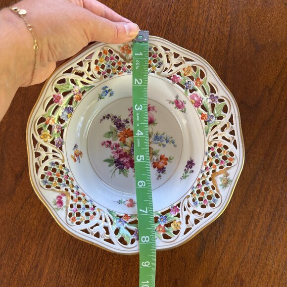 Schumann Dresden Porcelain Pierced Decorative Plate - Picture 8 of 8